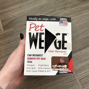 🔥3 for $5 Black Wedge Pet Hair Grooming Tool
